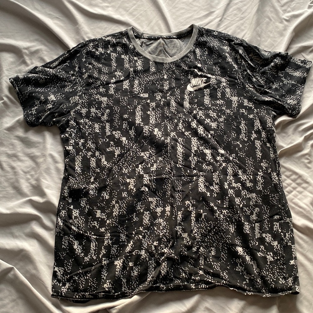 Nike tshirt